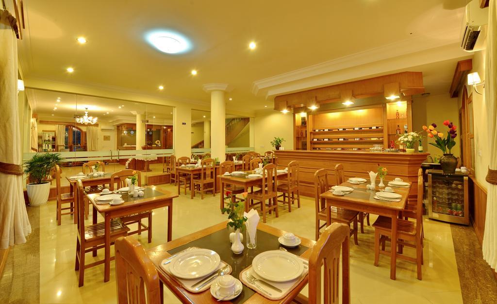Win Unity Hotel Pyin U Lwin Exterior foto